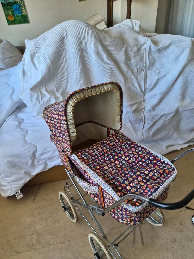 Vintage Poppenwagen uit 1980 - Goed Bod Gevraagd, Ophalen, Gebruikt, Kinderwagen, Overige merken