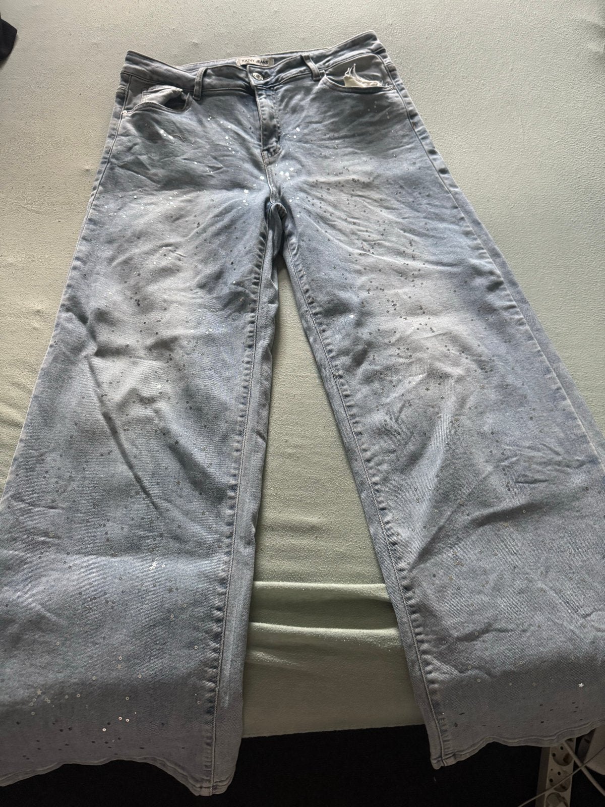 Kathy Jeans met glitters en stretch - Lichtblauw, Maat 44, Ophalen of Verzenden, Nieuw, Blauw, W33 - W36 (confectie 42/44)