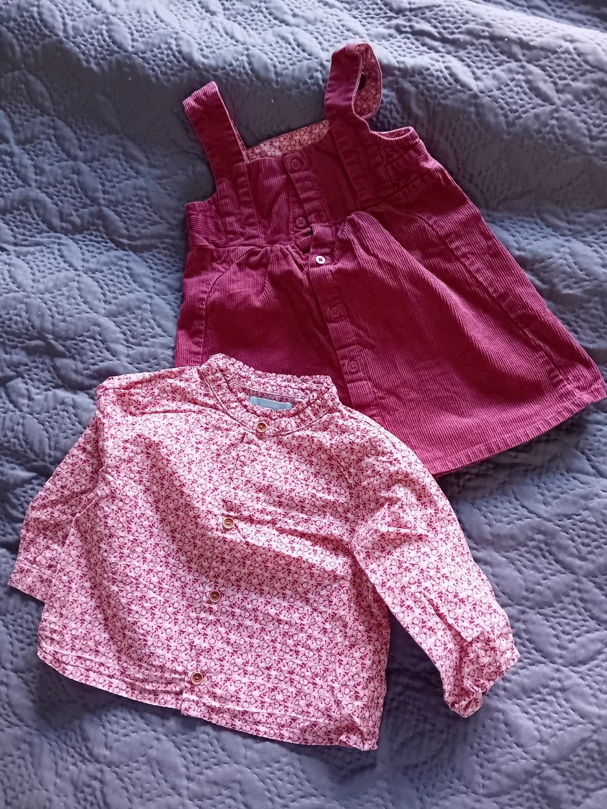 Obaibi ribstof overgooier en blouse setje - maat 80, Meisje, Ophalen of Verzenden, Zo goed als nieuw, Setje