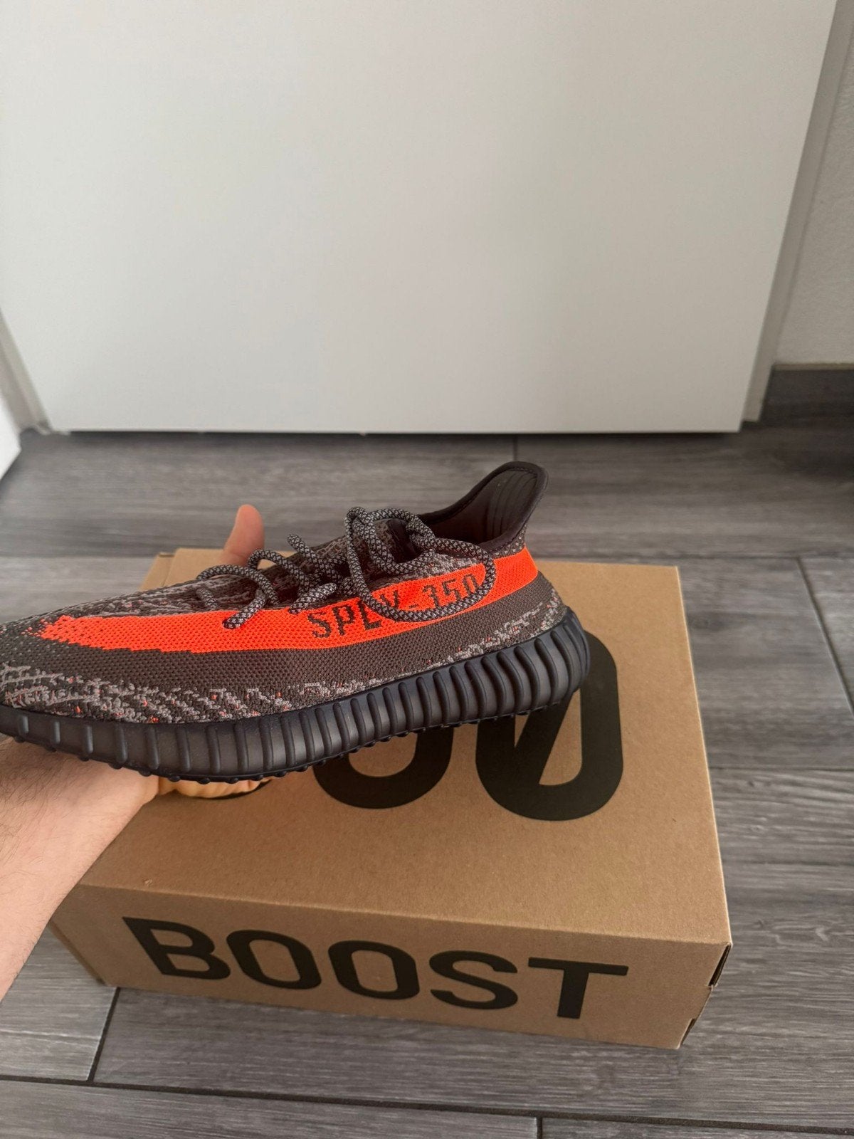 Adidas Yeezy Boost 350 V2 Beluga Reflective, Kleding | Heren, Schoenen, Overige kleuren, Nieuw, Ophalen of Verzenden, Sneakers of Gympen