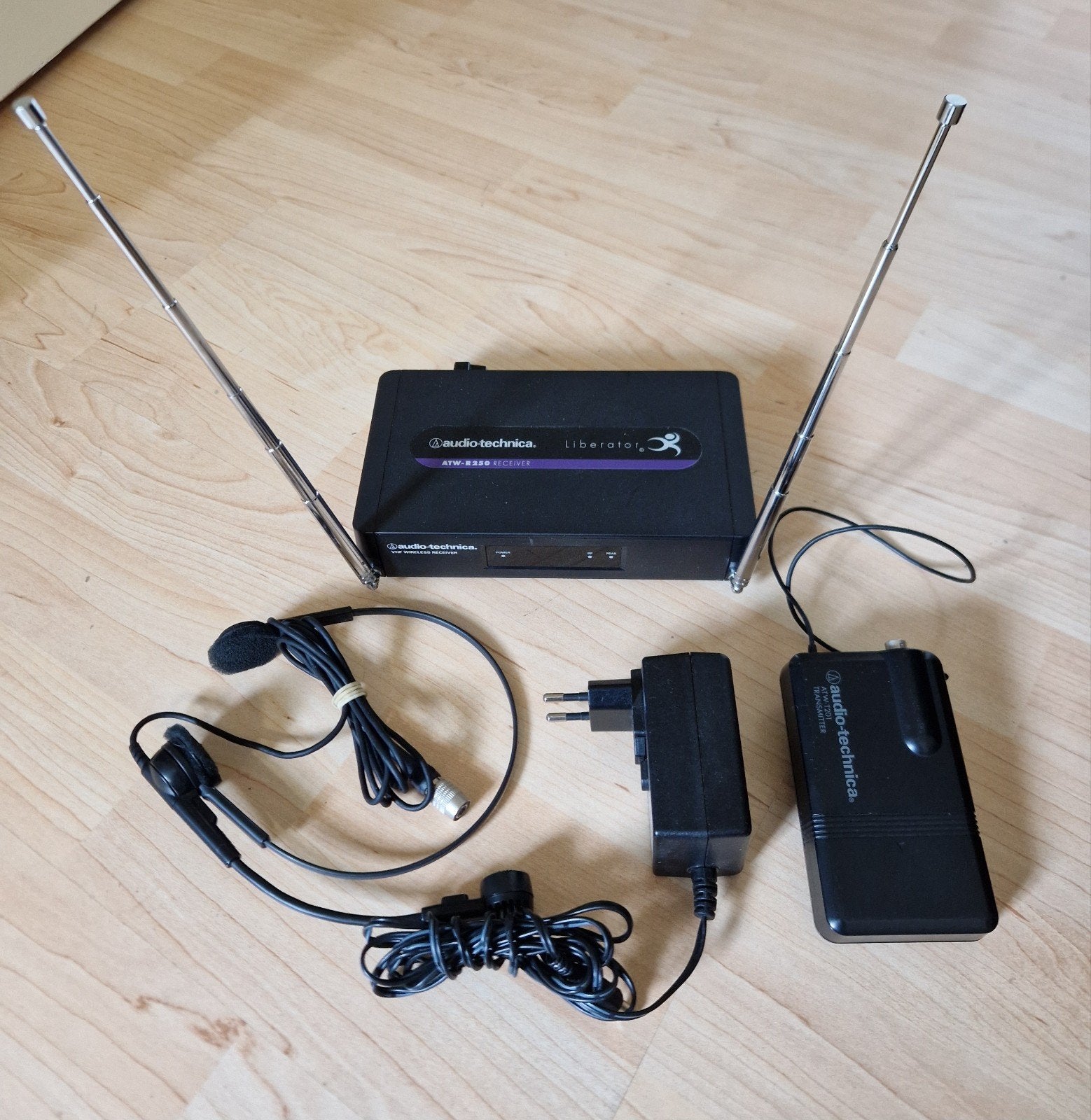 draadloze headset microfoon, Muziek en Instrumenten, Ophalen of Verzenden, Zo goed als nieuw, Overige typen, Draadloos