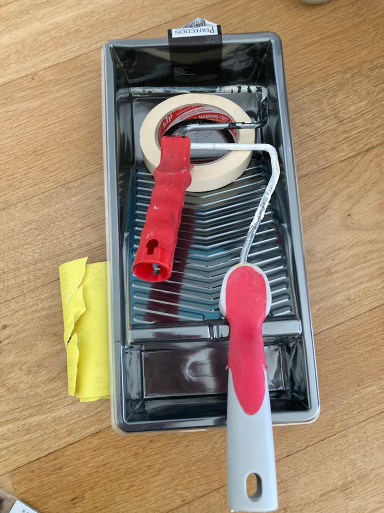Verfroller set met verfbak en tape, Ophalen of Verzenden, Zo goed als nieuw