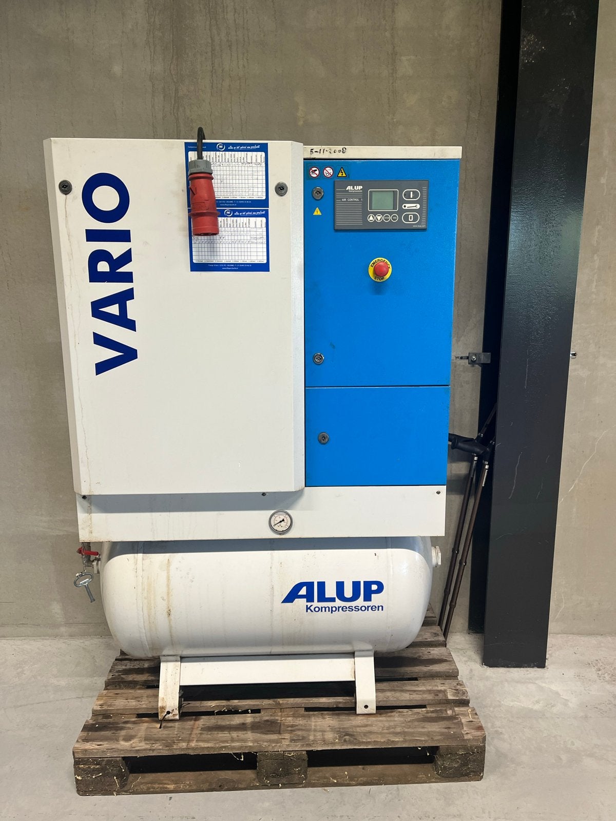 ALUP VARIO 7.5 Compressor met luchtdroger, Doe-het-zelf en Verbouw, Ophalen, 800 liter/min of meer, Zo goed als nieuw, 10 bar of meer