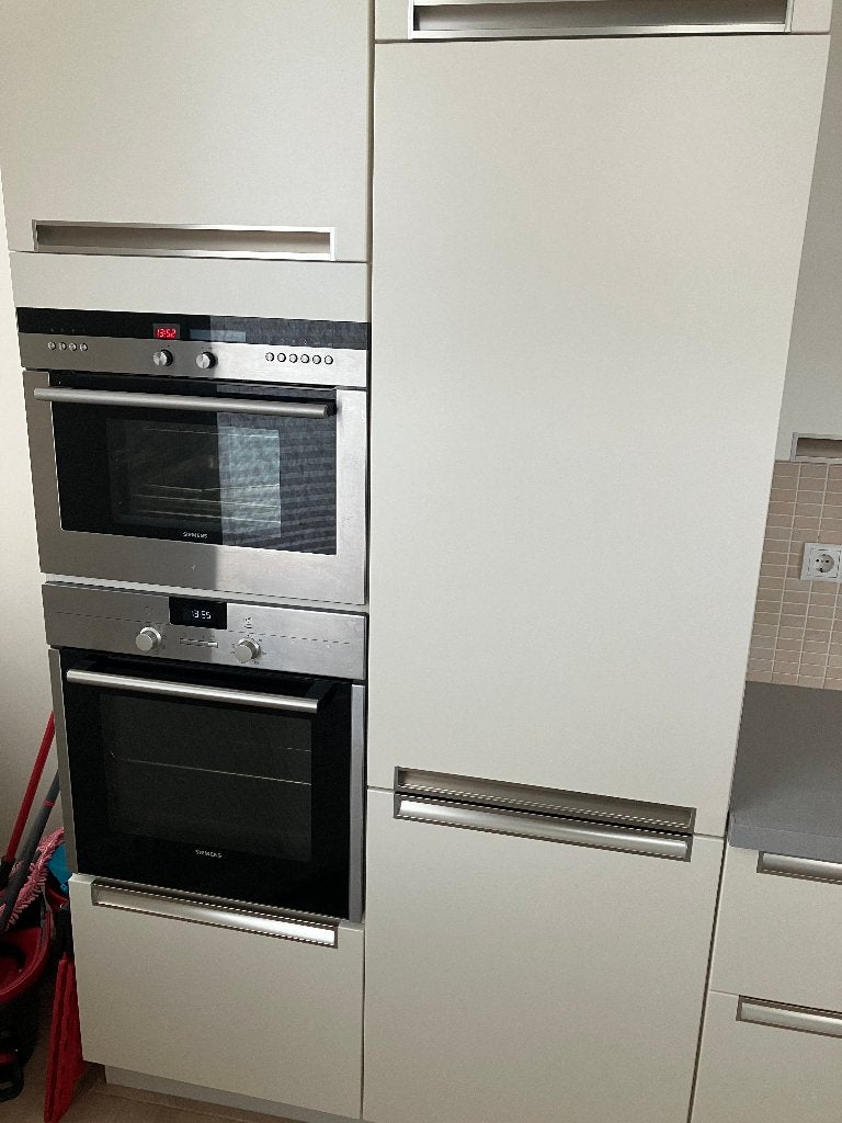 Crème Keuken met Siemens Apparatuur, Ophalen, Gebruikt, Wit, Hoekkeuken