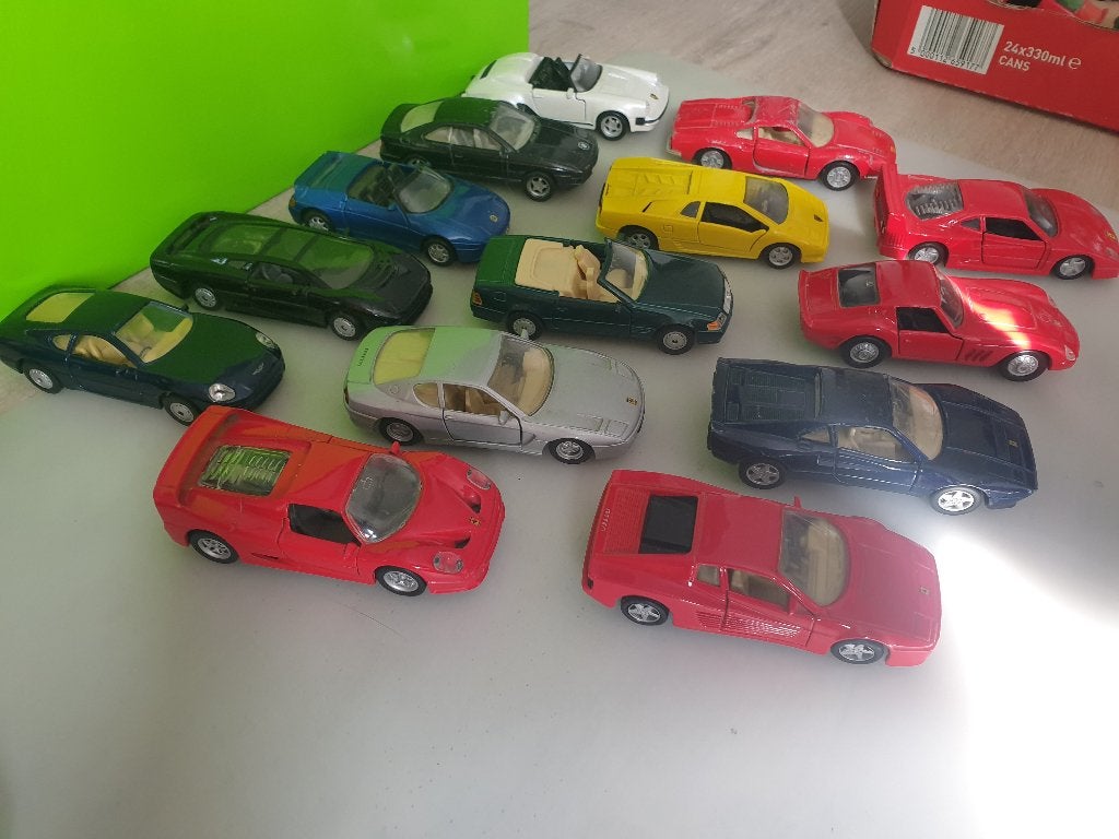 Maisto - 14 Supercars Ferrari Porsche Jaguar BMW, Ophalen of Verzenden, Zo goed als nieuw