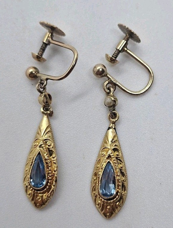 Vintage 8 Karaats Gouden Oorhangers met Blauwe Steen, Hangers, Blauw, Ophalen of Verzenden, Met edelsteen