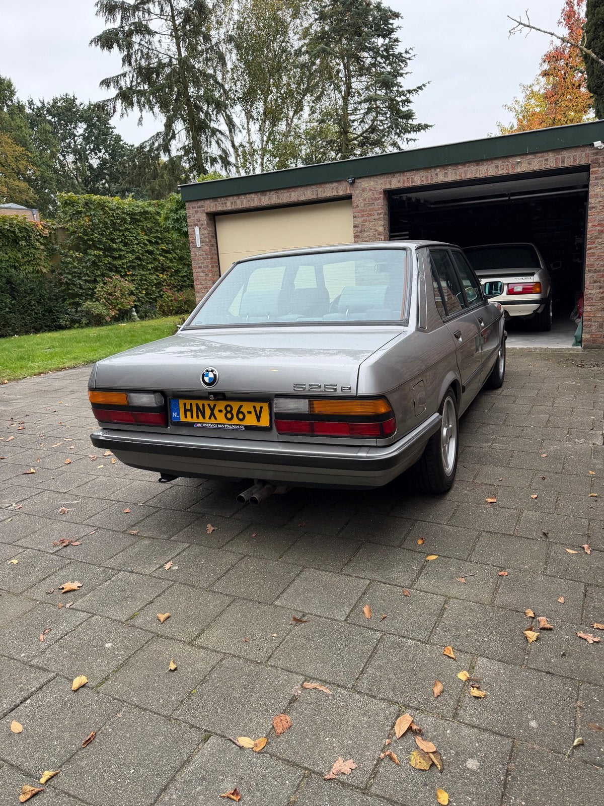 BMW 525e e28 1987 Grijs, Auto's, 1200 kg, 129 pk, 2674 cc, Particulier