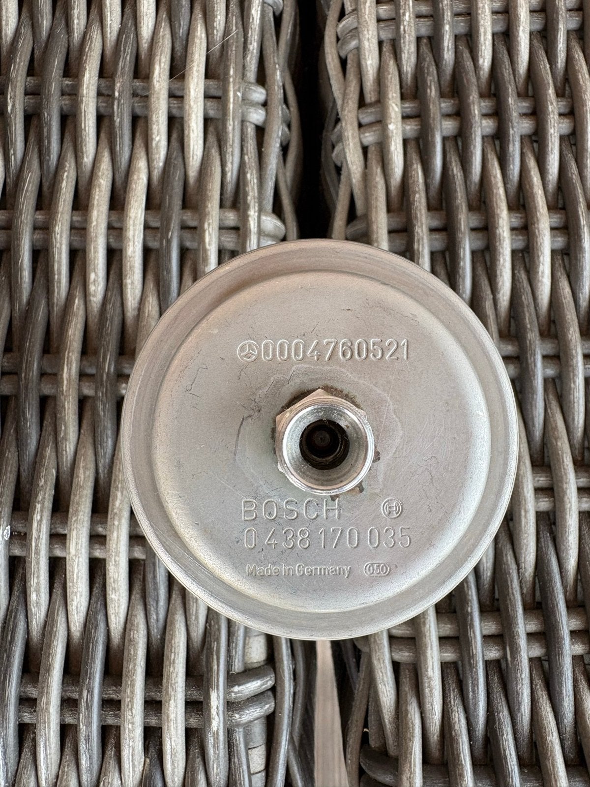 Mercedes W124 Brandstoffilter Accumulator Bosch 0438170035, Ophalen of Verzenden, Gebruikt, Mercedes-Benz