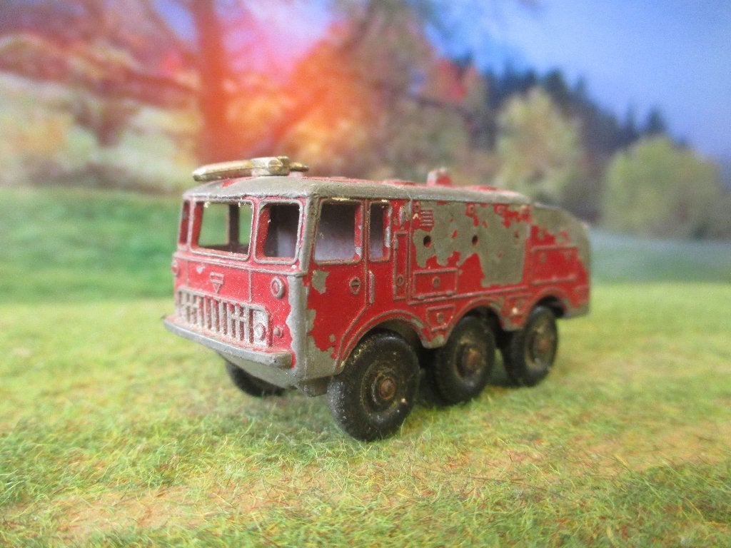 1:90 Alvis Foamite Airport Crash Tender - Lesney Matchbox 63, Ophalen of Verzenden, Gebruikt, Auto