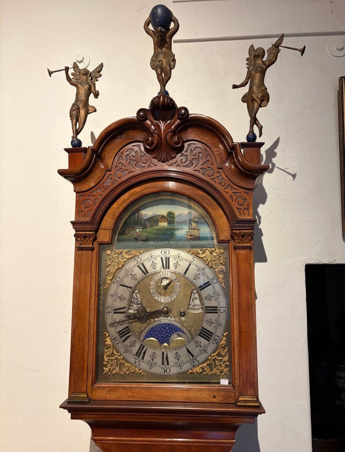 Amsterdams Staand Horloge met Scheepjesmechaniek, Ophalen