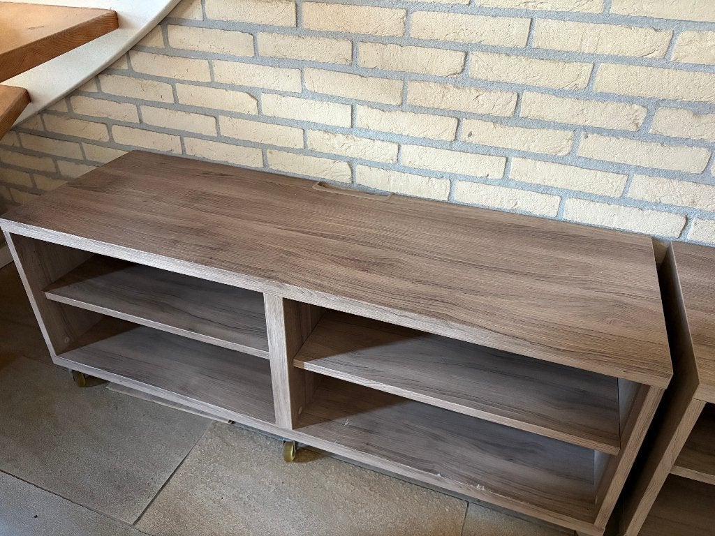 Tv meubel ikea op wielen, Huis en Inrichting, Kasten | Televisiemeubels, Ophalen, Zo goed als nieuw, 25 tot 50 cm, Minder dan 100 cm