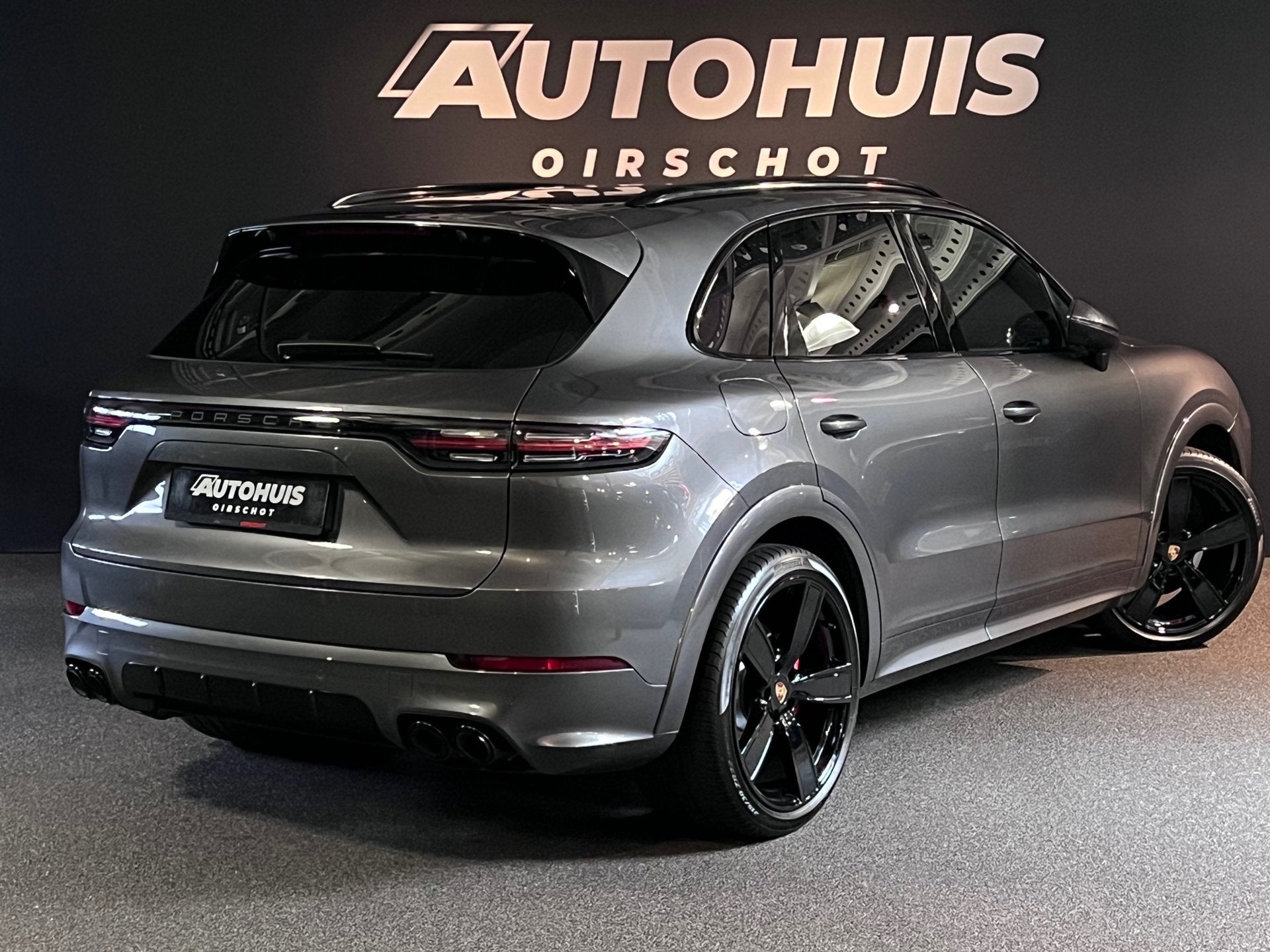 Porsche Cayenne 3.0 E-Hybrid Sport Design/Sport Chrono/Pano/, Automaat, 14 kWh, 462 pk, Bedrijf