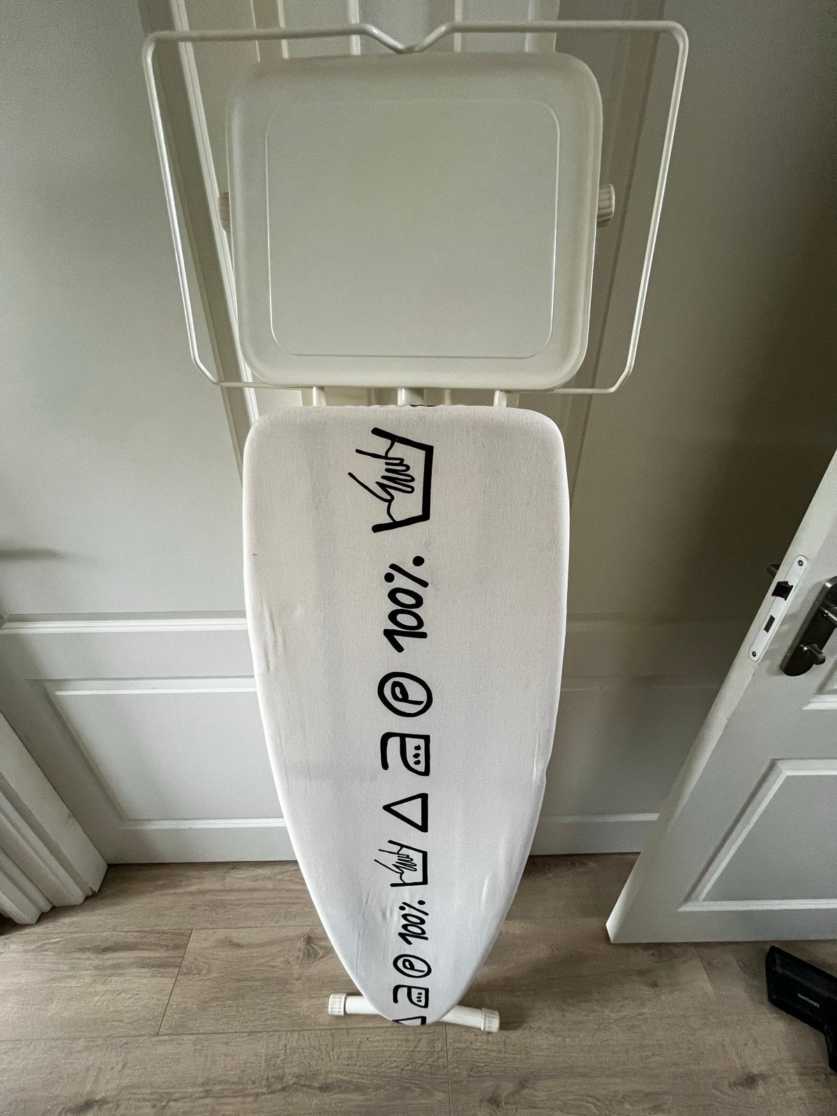 Tefal Stoomstrijkijzer Express Compact + Strijkplank, Ophalen, Zo goed als nieuw, Strijkijzer met snoer