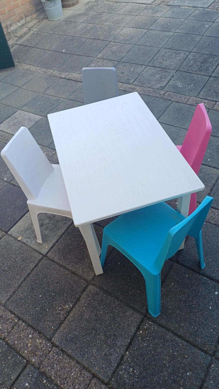 Tafel met stoeltjes, Ophalen, Gebruikt, Tafel(s) en Stoel(en)