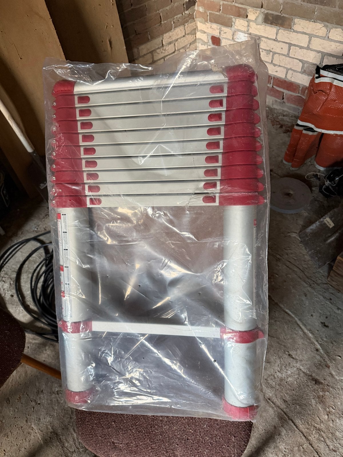 Telesteps Telescopische Ladder 3.3m - Opvouwbaar, Doe-het-zelf en Verbouw, Ophalen, Nieuw, Ladder, Opvouwbaar of Inschuifbaar