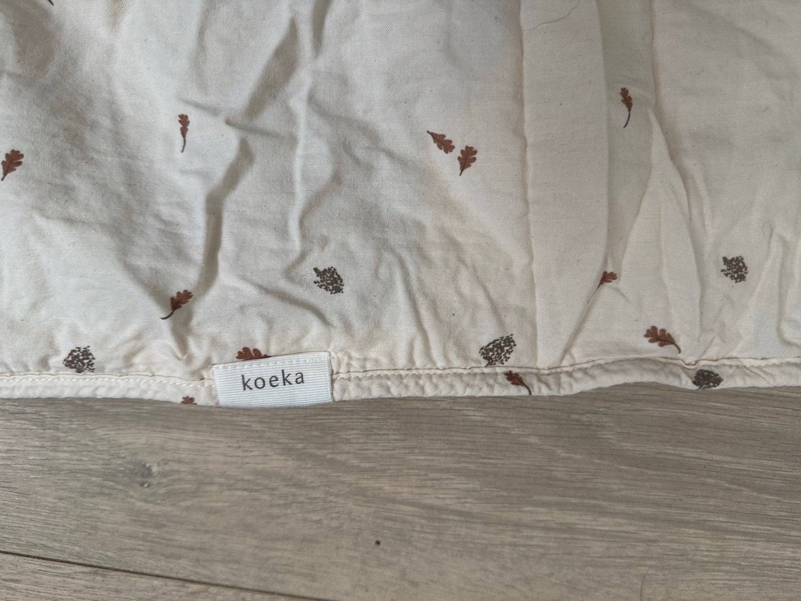Koeka ledikantdeken Falling leaves, Ophalen of Verzenden, Gebruikt, Deken
