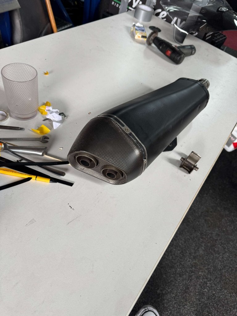 Akrapovic uitlaat   Piaggio MP3 400/500 & Gilera fuoco, Niet ingevuld, Gebruikt, Niet ingevuld, Ophalen of Verzenden
