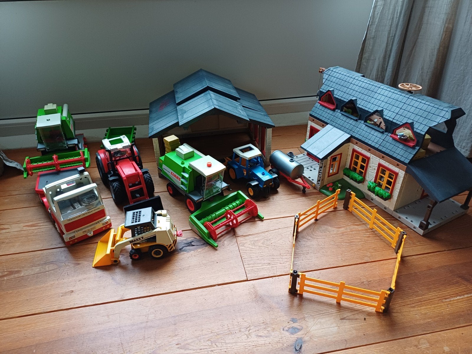 playmobil mega boerderij set 4055, Kinderen en Baby's, Speelgoed | Playmobil, Ophalen of Verzenden, Gebruikt