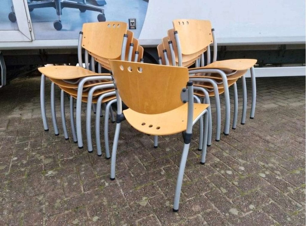 9x degelijke kantinestoel / stapelstoel hout, Niet ingevuld, Niet ingevuld, Ophalen of Verzenden, Zo goed als nieuw