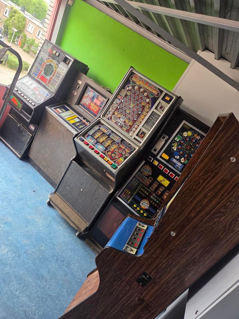 Gokkast gokkasten partij, Verzamelen, Automaten | Gokkasten en Fruitautomaten, Overige munten, Ophalen, Gebruikt