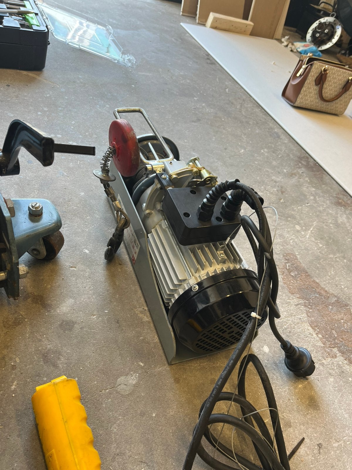 Takel motor of scooters, Ophalen, Zo goed als nieuw