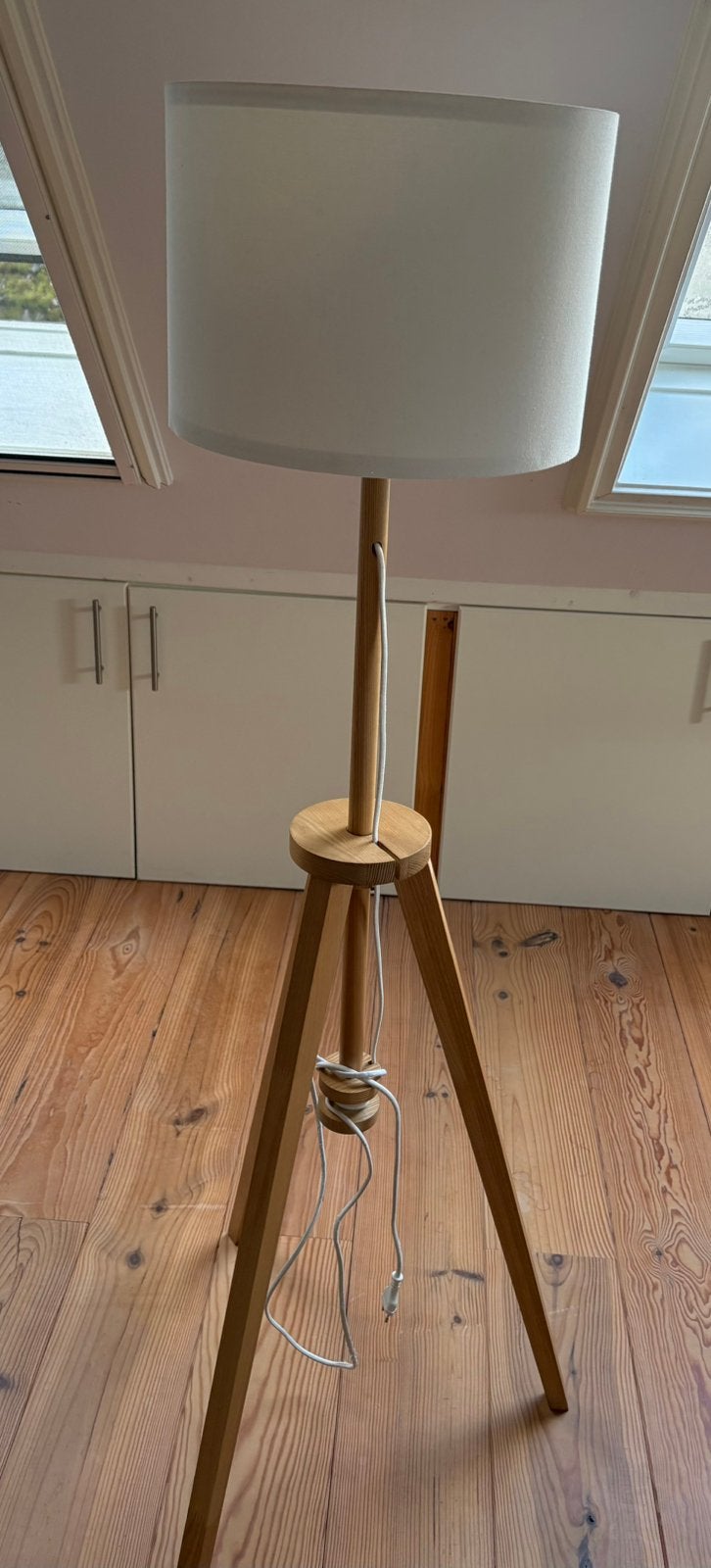 IKEA Lauters, staande lamp in essen/wit, Gebruikt, 100 tot 150 cm, IKEA, Ophalen