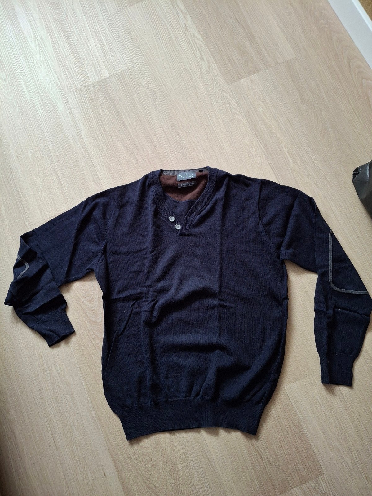 Donkerblauwe trui Nils maat XL ZGAN, Blauw, Maat 56/58 (XL), Ophalen of Verzenden, Zo goed als nieuw