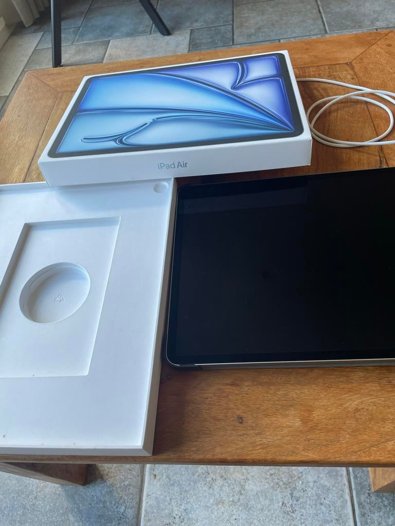 Apple iPad Air 13-inch (M3)Wi-Fi 256GB 2025 + pencil pro, Computers en Software, Apple iPads, 13 inch of meer, Blauw, Apple iPad Air