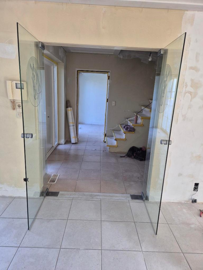 Exclusieve geharde glazen dubbele klapdeur, MAB deurbeslag., Doe-het-zelf en Verbouw, Deuren en Horren, Ophalen, 120 cm of meer