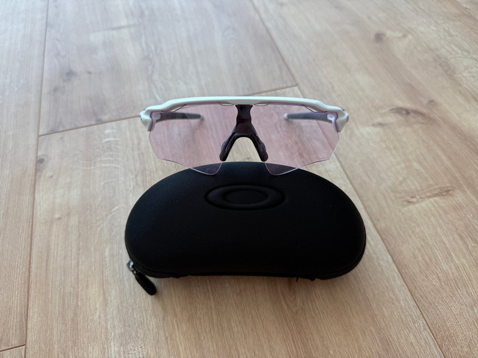 Oakley Radar EV Path Nieuwstaat, Sieraden, Tassen en Uiterlijk, Zonnebrillen en Brillen | Heren, Ophalen of Verzenden, Zo goed als nieuw