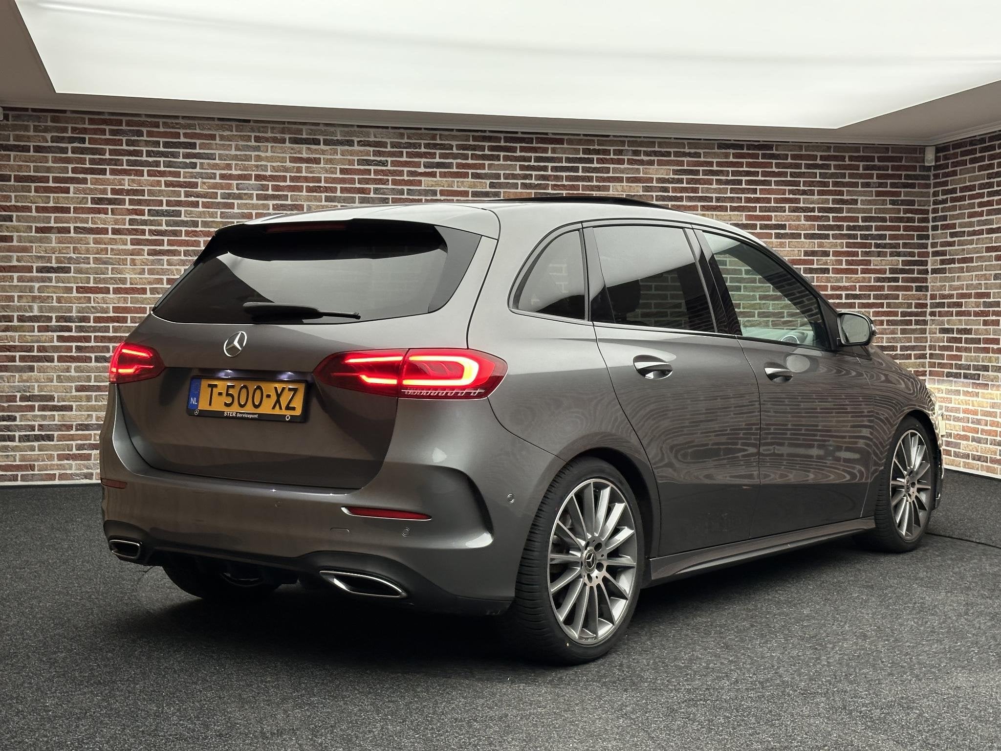 Mercedes-Benz B-klasse 220 4MATIC Advantage | Memory| Dak|, Auto's, Automaat, Leder en Stof, 14 km/l, 750 kg