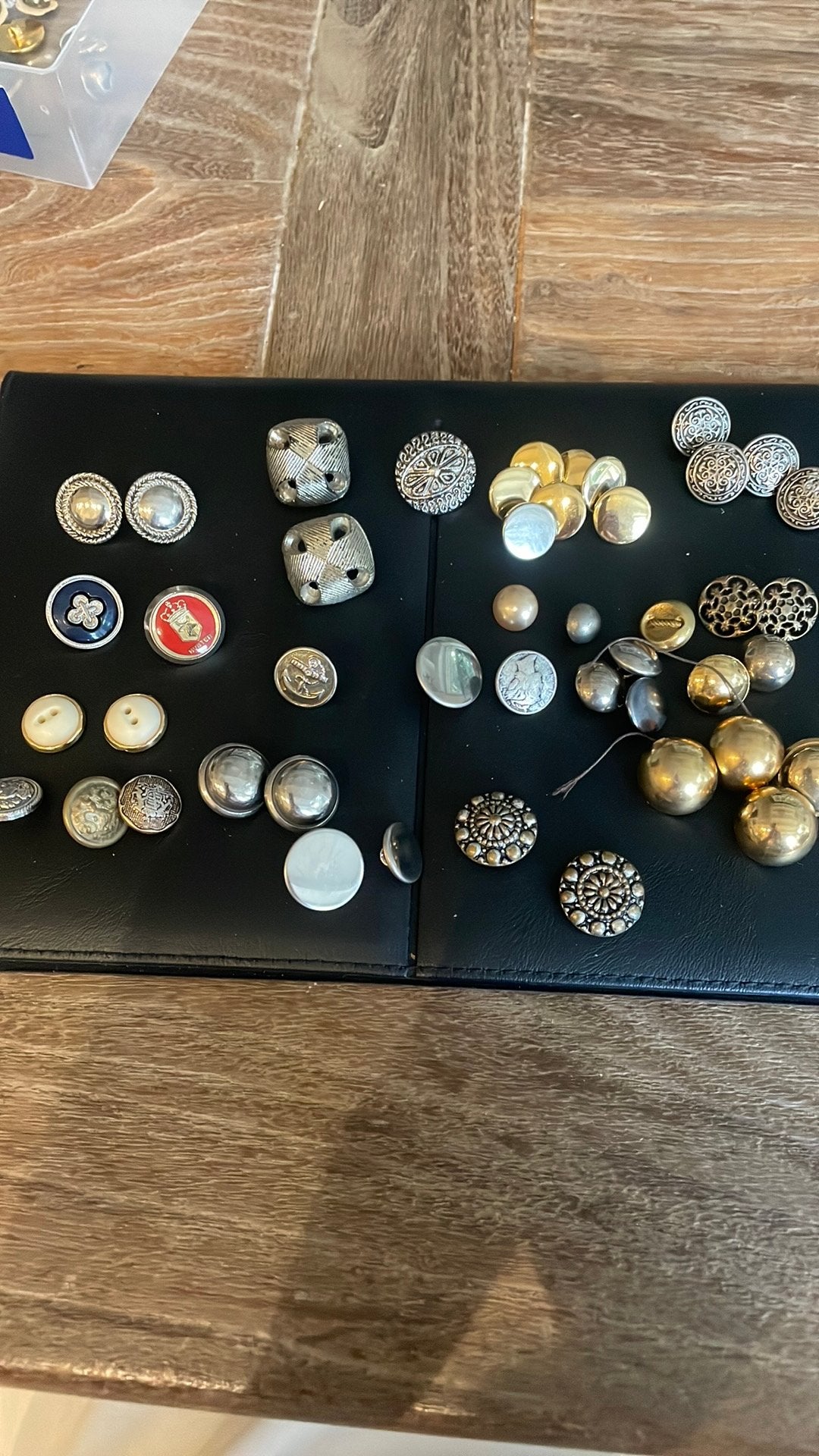Diverse knopen, Ophalen of Verzenden, Zo goed als nieuw, Knoop of Knopen
