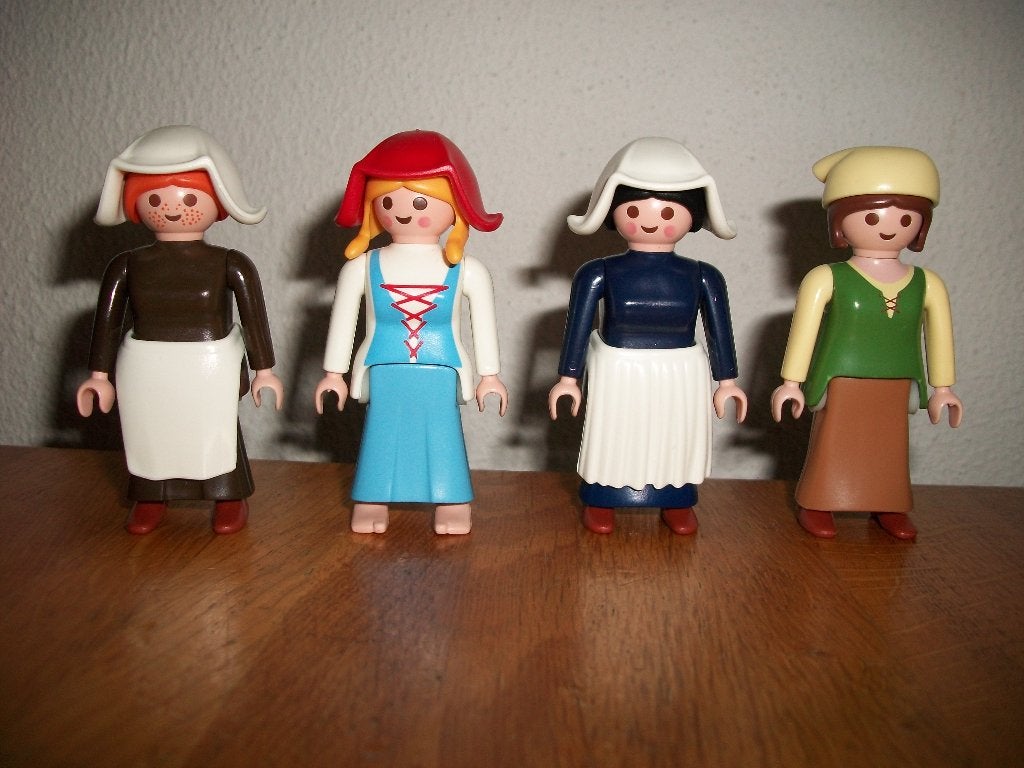 Meid / dienstmeid / Hulp anno 1900 / meid / middeleeuwen, Ophalen of Verzenden, Nieuw, Complete set, Figuren