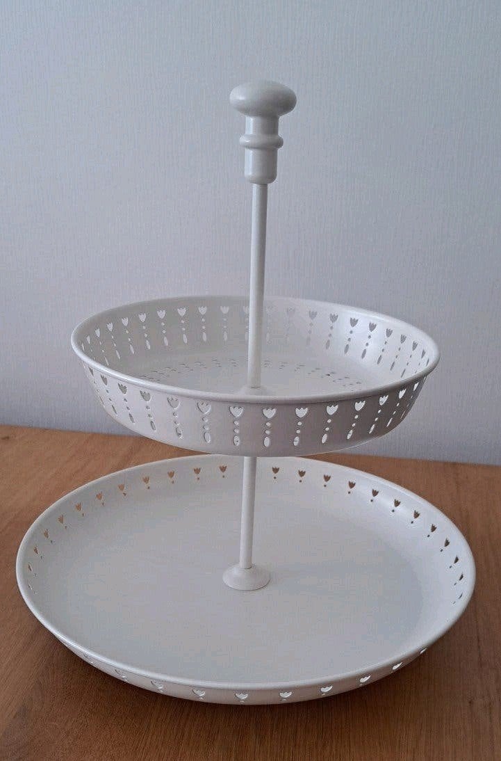 High tea? 2 etageres room wit, Huis en Inrichting, Woonaccessoires | Etagères, Ophalen