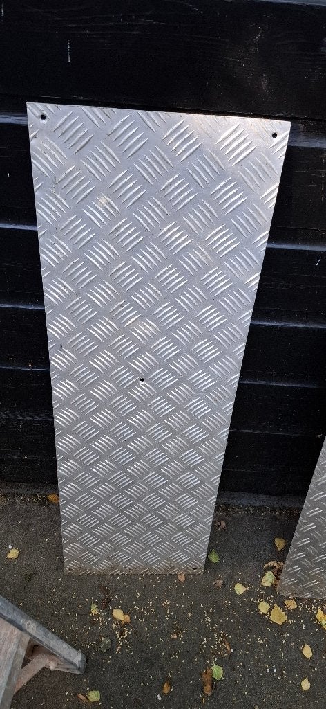 2 stuks aluminium traanplaat, Doe-het-zelf en Verbouw, Metalen, Ophalen of Verzenden, Gebruikt, Aluminium