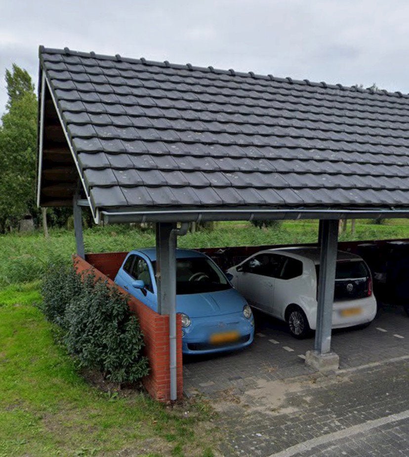 Parkeergelegenheid te huur / te koop (Schiedam Noord, Svea), Rotterdam