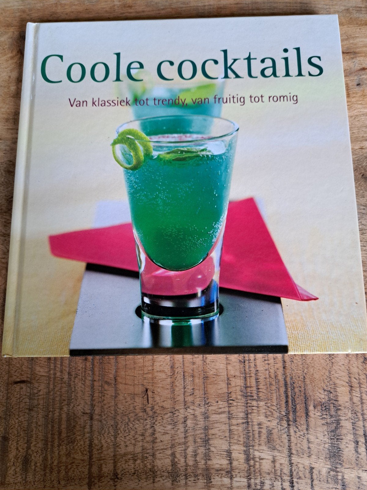 Coole Cocktails: Van klassiek tot trendy, Onbekend, Overige typen, Ophalen of Verzenden, Zo goed als nieuw