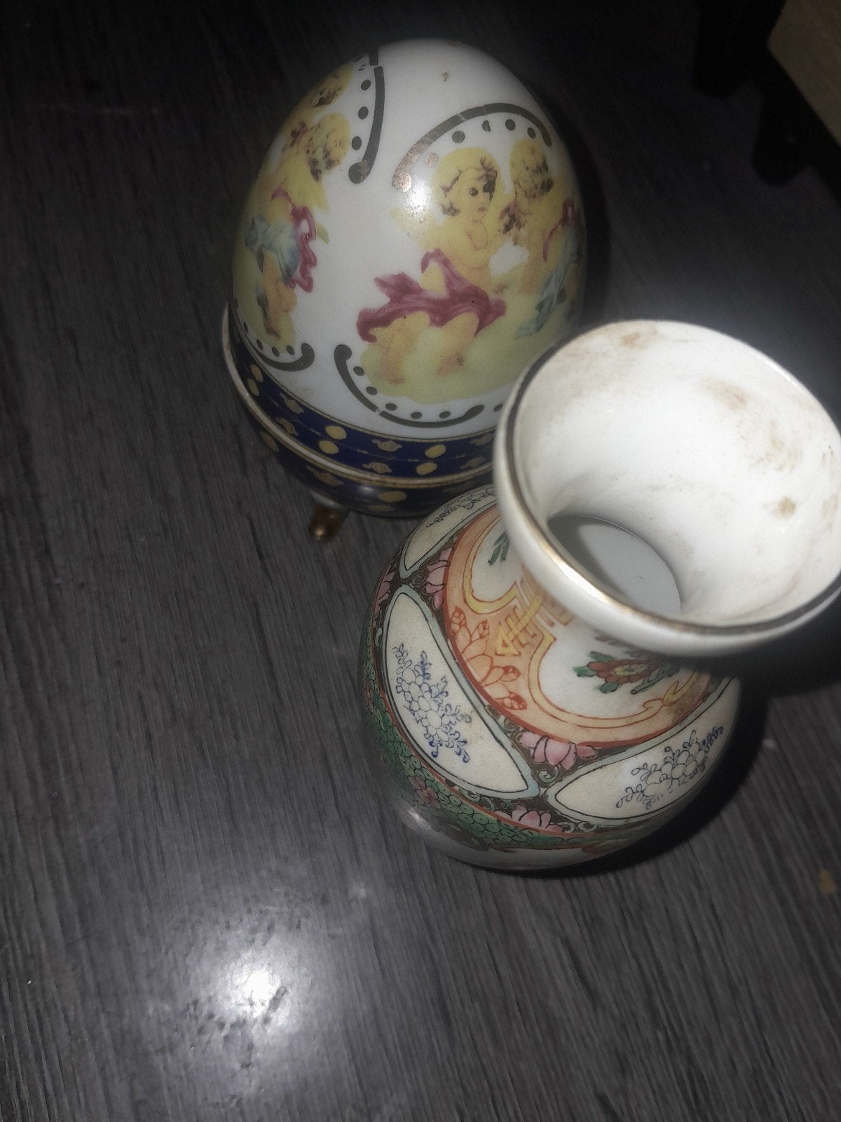 Decoratieve eieren en vaasje met engeltjes en bloemen, Ophalen of Verzenden