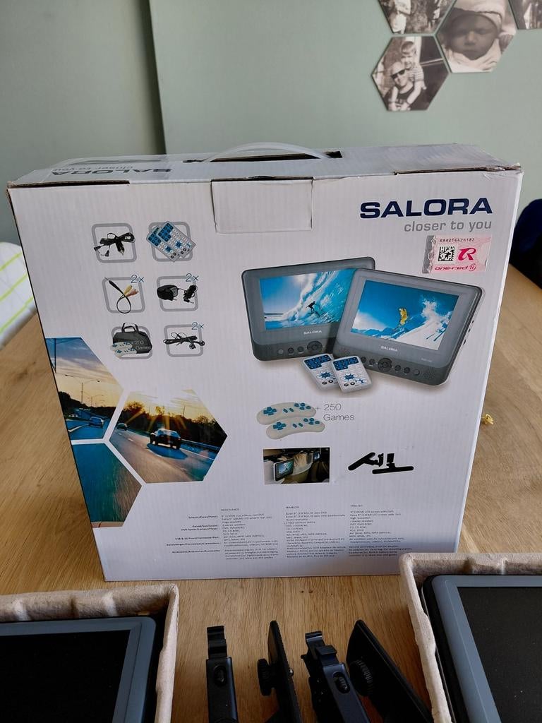 Salora Draagbare DVD Speler Duo met 2 Schermen en Games, Draagbaar, Ophalen of Verzenden, Zo goed als nieuw, Overige merken
