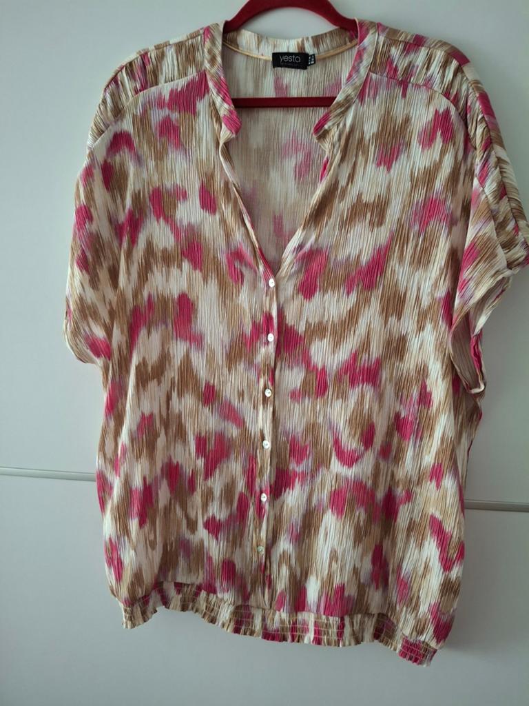 Yesta lief bloesje. Mt 2 50, Kleding | Dames, Grote Maten, Overige kleuren, Blouse of Tuniek, Ophalen of Verzenden, Nieuw