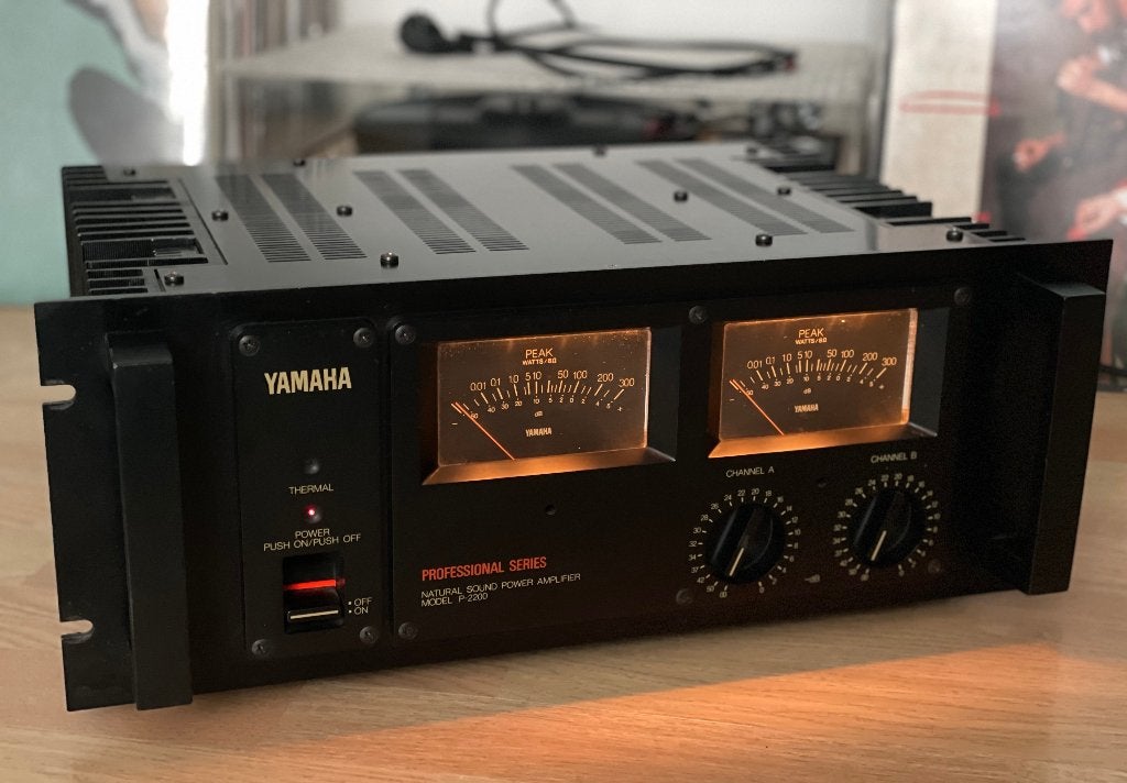 Yamaha P2200 eindversterker vintage klassieker 2x200W, Ophalen, Zo goed als nieuw, 120 watt of meer, Yamaha