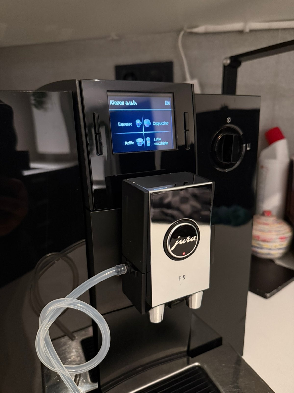 Refurbished Jura Impressa F9  met 6 maanden garantie, Refurbished, Ophalen of Verzenden, Afneembaar waterreservoir, Gemalen koffie