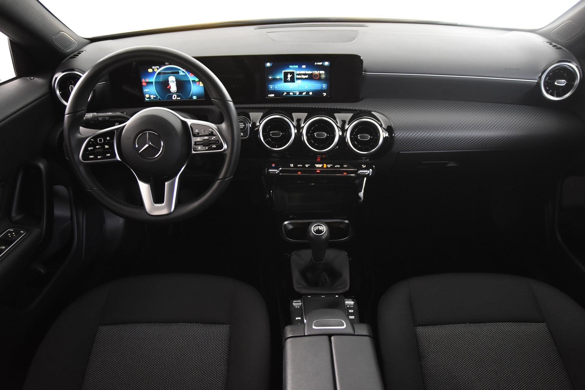 Mercedes-Benz CLA-Klasse CLA 180 SB *1ste Eigenaar*Camera*Cr, Auto's, Voorwielaandrijving, Gebruikt, 4 cilinders, Zwart