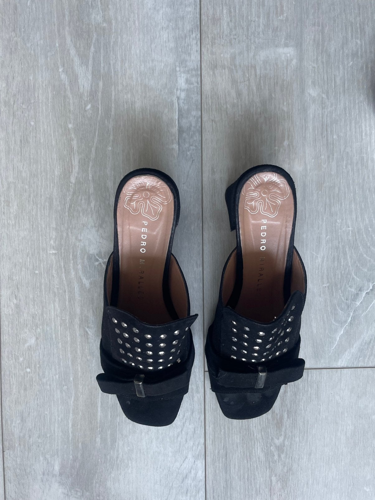 Zwarte slippers maat 41, Kleding | Dames, Schoenen, Slippers, Zwart, Ophalen of Verzenden, Zo goed als nieuw