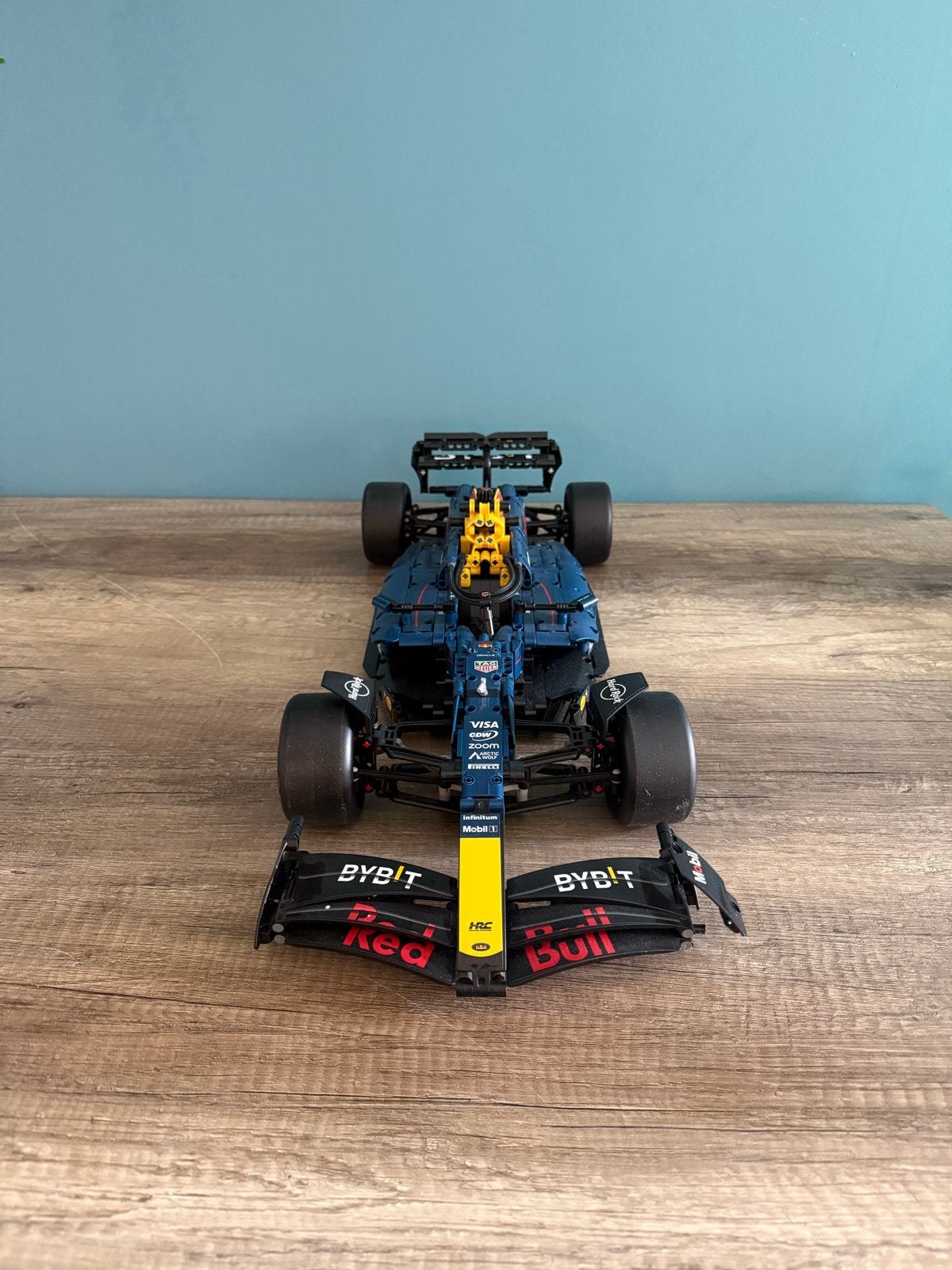 LEGO Technic Formule 1 Red Bull Racing RB18, Kinderen en Baby's, Speelgoed | Bouwstenen, Ophalen of Verzenden, Zo goed als nieuw