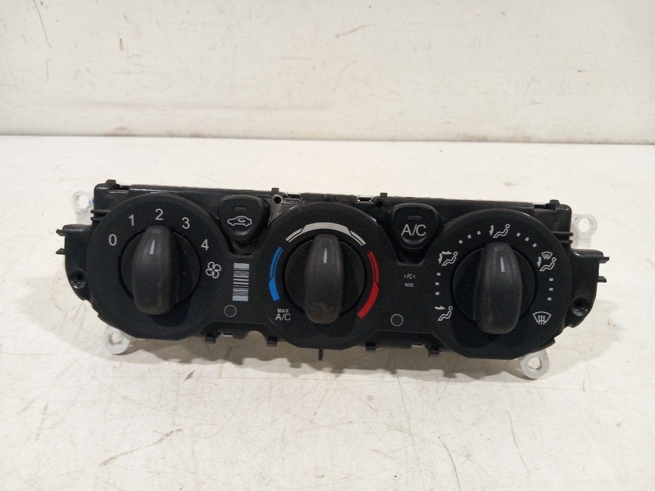 Bedieningspaneel kachel Ford Transit, Onderdelen@venauto.nl, Van der Ven Autorecycling B.V., Gebruikt, Ettenseweg 76, 4706 PB Roosendaal, The Netherlands