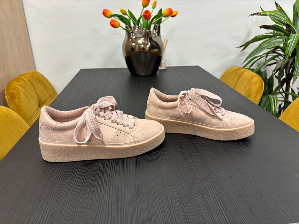 Nieuwe dames sneakers van Esprit maat 38, Ophalen of Verzenden, Nieuw, Sneakers of Gympen