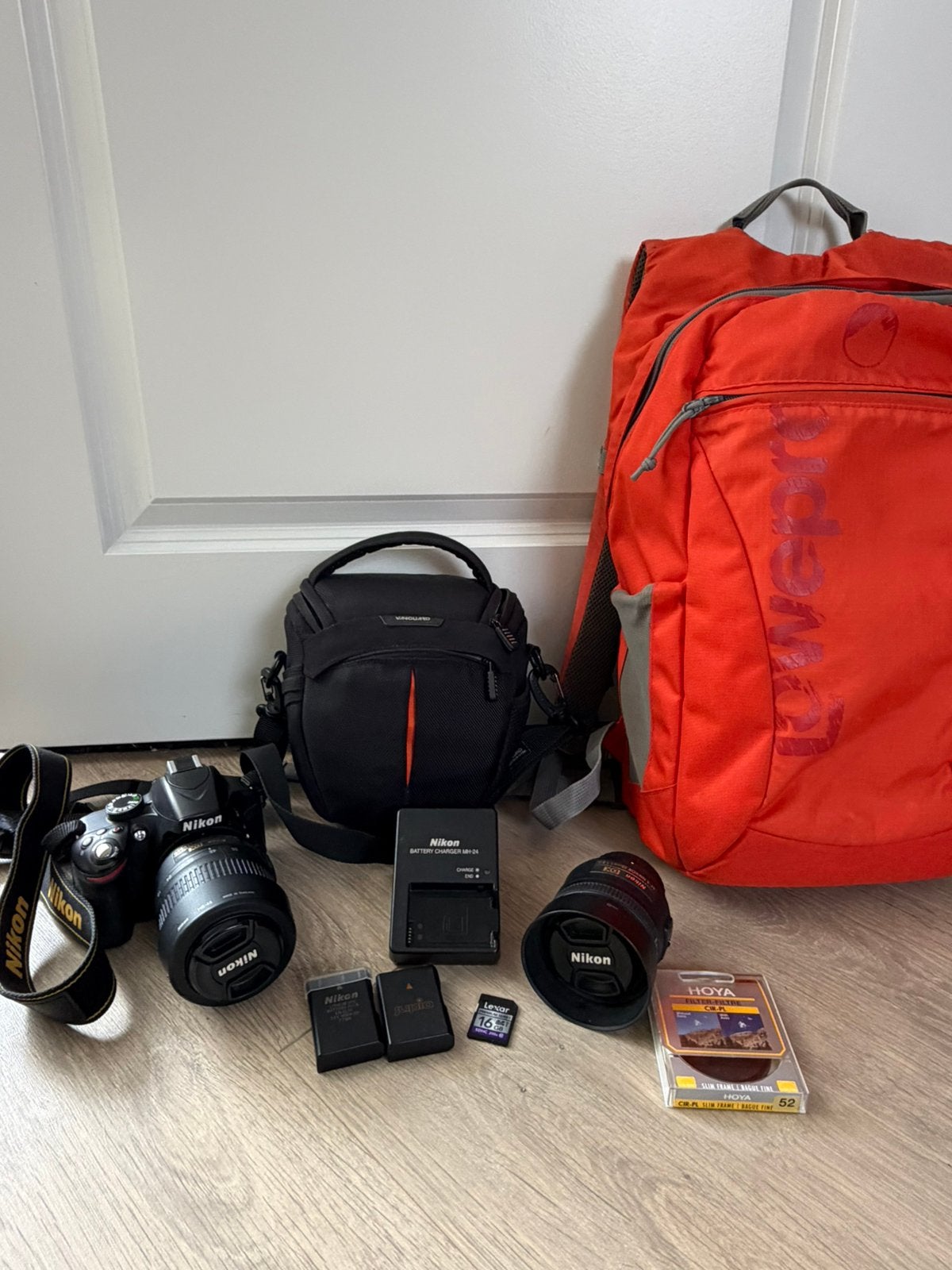 Nikon D3200 spiegelreflexcamera met 2 lenzen en tassen, Ophalen of Verzenden, Zo goed als nieuw, Spiegelreflex, Nikon