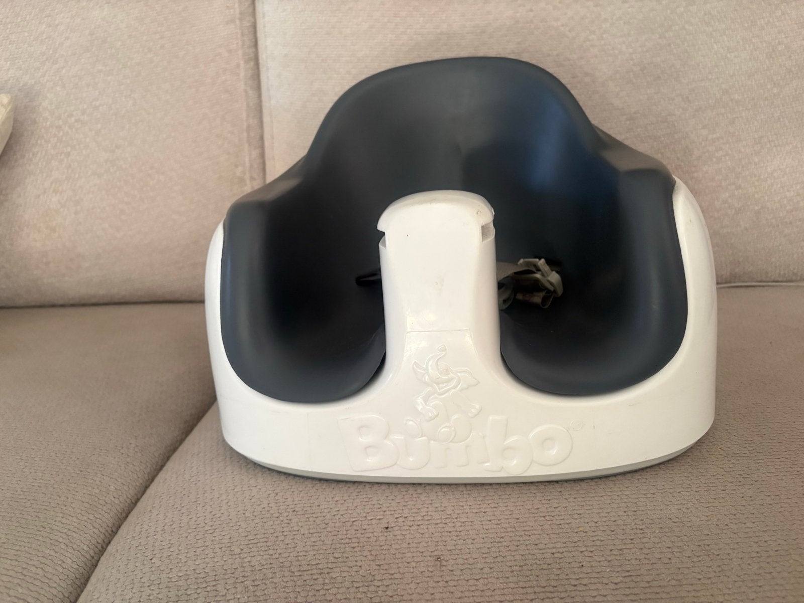 Bumbo Seat met dienblad - Ideaal voor de kleintjes!, Ophalen of Verzenden, Zo goed als nieuw, Overige typen, Afneembaar eetblad