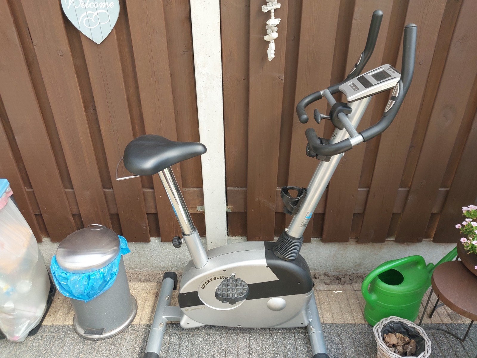 Hometrainer ; Sportsline H13., Ophalen, Gebruikt, Metaal, Benen